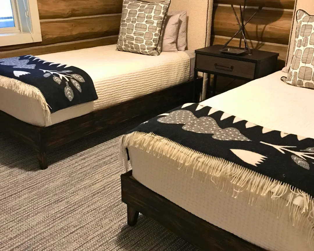 Carpet installation in bedroom